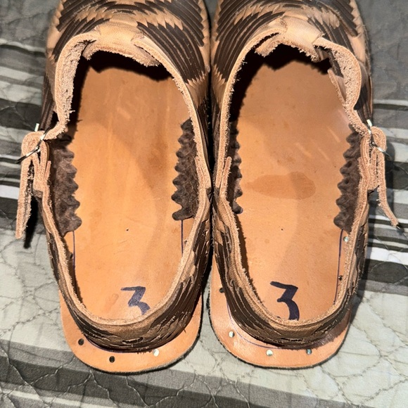 Mexican Brown/Tan Huaraches Chanclas Sandals for Kids Originally Made in Mexico - Picture 5 of 9
